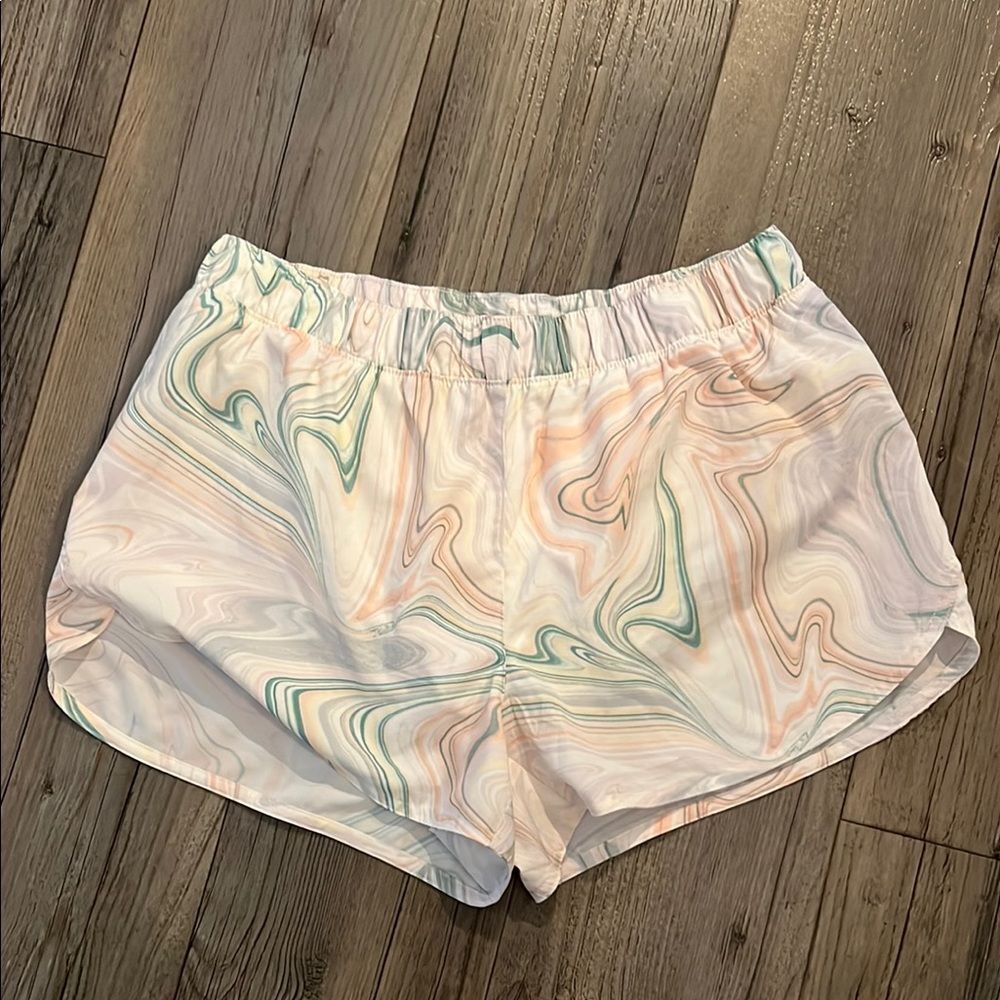 Old Navy Cream Athletic Shorts Relaxed Fit
